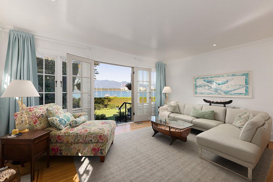 2449 Point Grey Road Vancouver, BC - 2