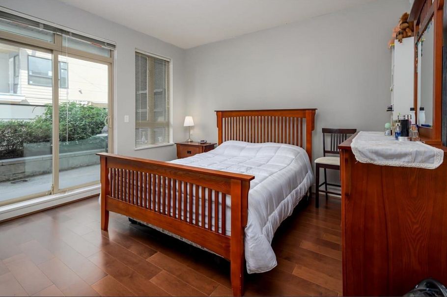 32 728 W 14th Street North Vancouver, BC - 15