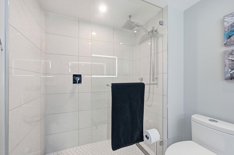 2023 Hill Drive North Vancouver, BC - 25