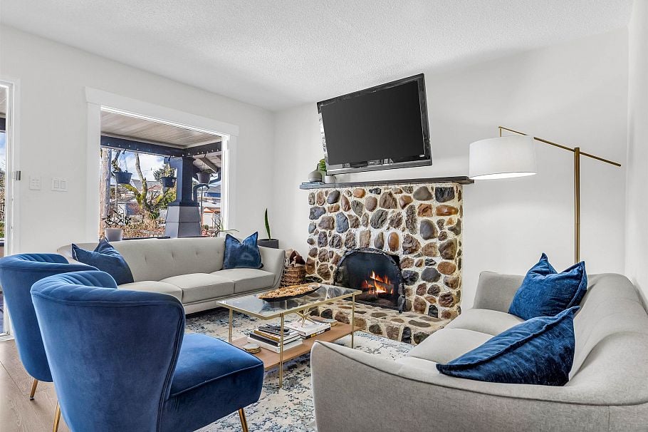 16 N Kaslo Street Vancouver, BC - 4