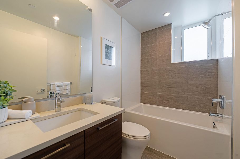 1 8599 River District Crossing Vancouver, BC - 13