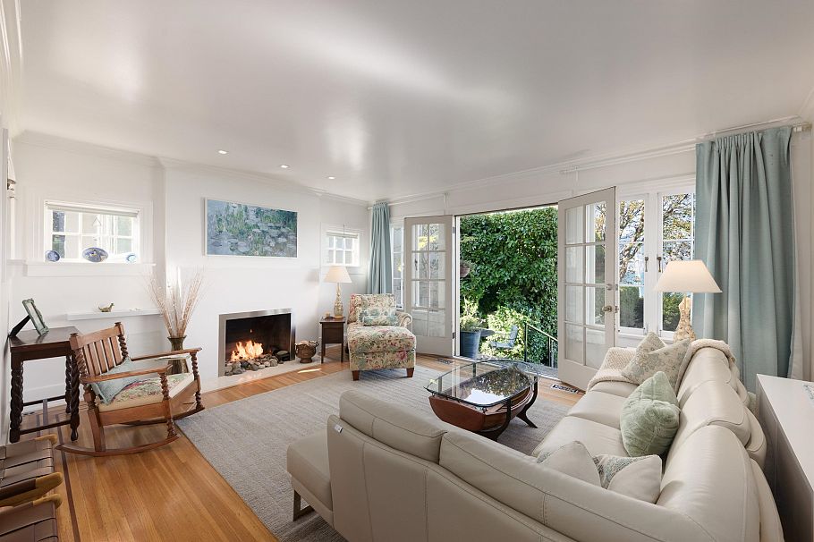 2449 Point Grey Road Vancouver, BC - 5