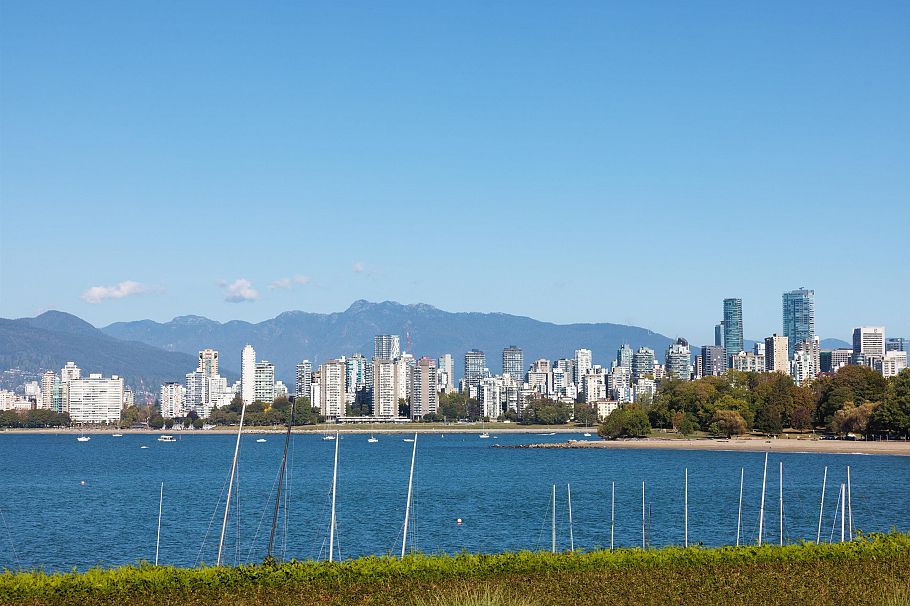 2449 Point Grey Road Vancouver, BC - 30