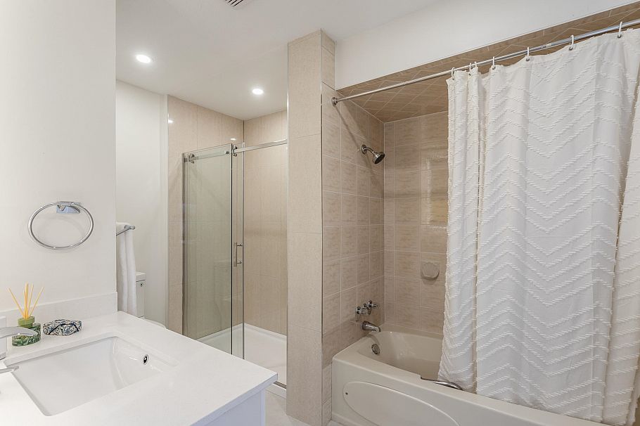 7362 Laburnum Street Vancouver, BC - 17