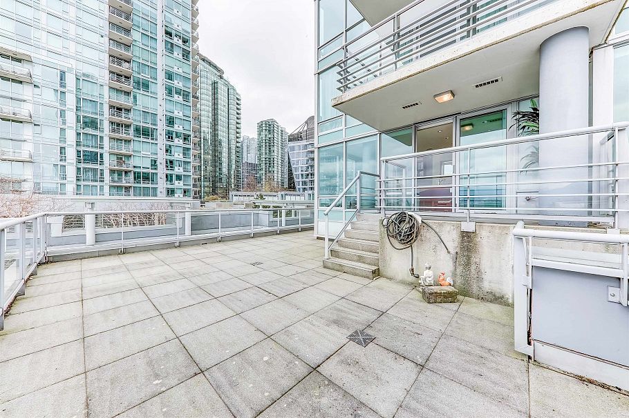 402 590 Nicola Street Vancouver, BC - 16