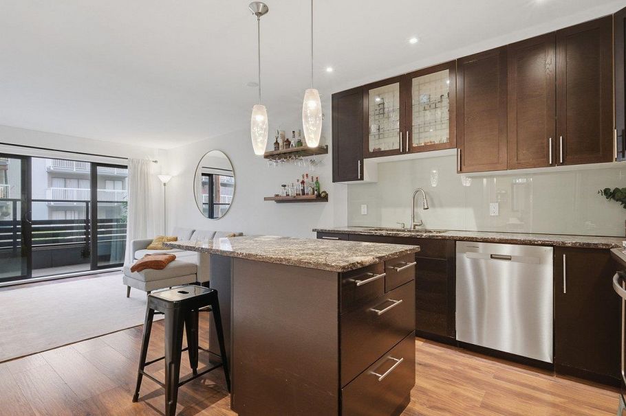 216 1549 Kitchener Street Vancouver, BC - 1