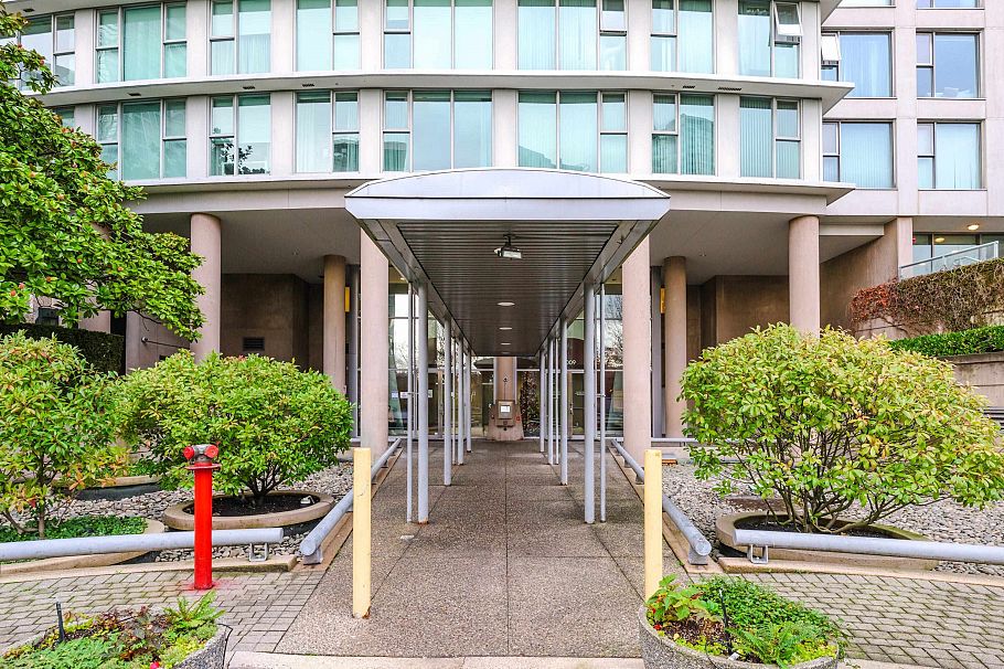 1001 1009 Expo Boulevard Vancouver, BC - 29