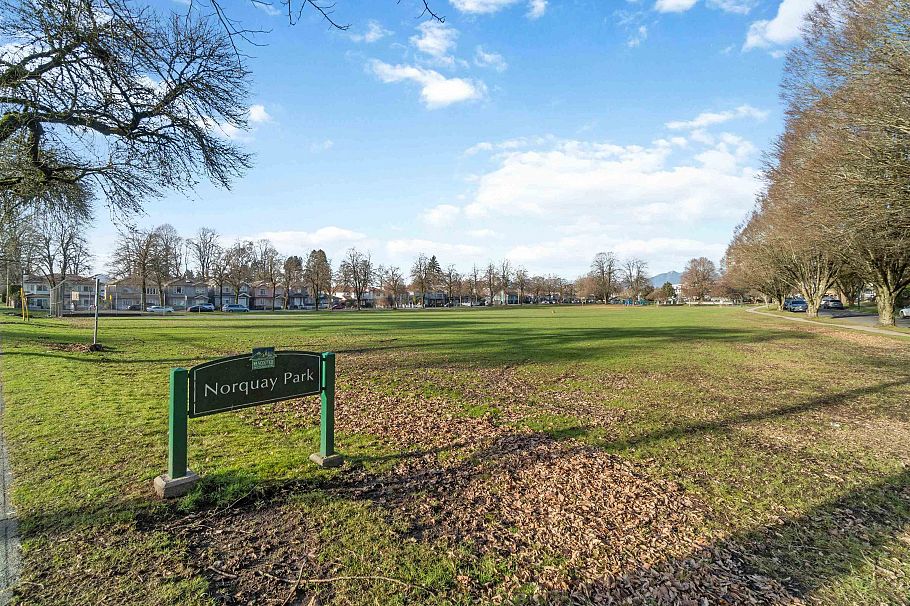 5396 Rhodes Street Vancouver, BC - 33