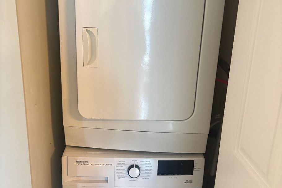 809 555 ABBOTT STREET, Vancouver BC V6B 6B9 Vancouver, BC - 4