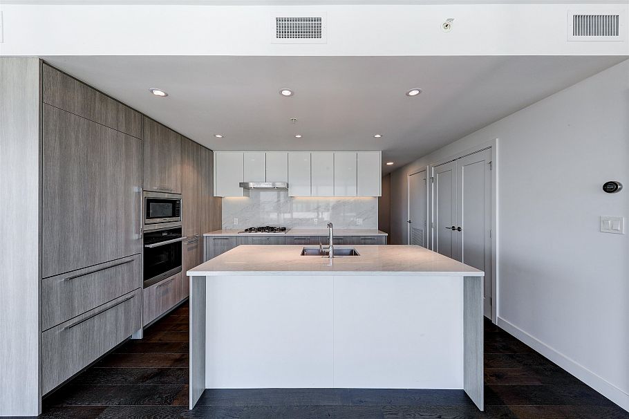 1306 8199 Capstan Way Richmond, BC - 3