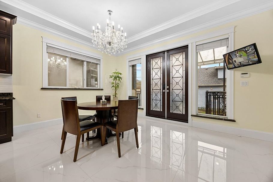 6830 Vivian Street Vancouver, BC - 13