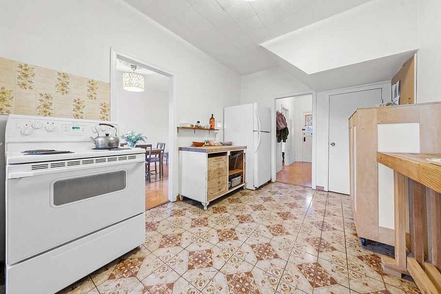 858 Union Street Vancouver, BC - 12