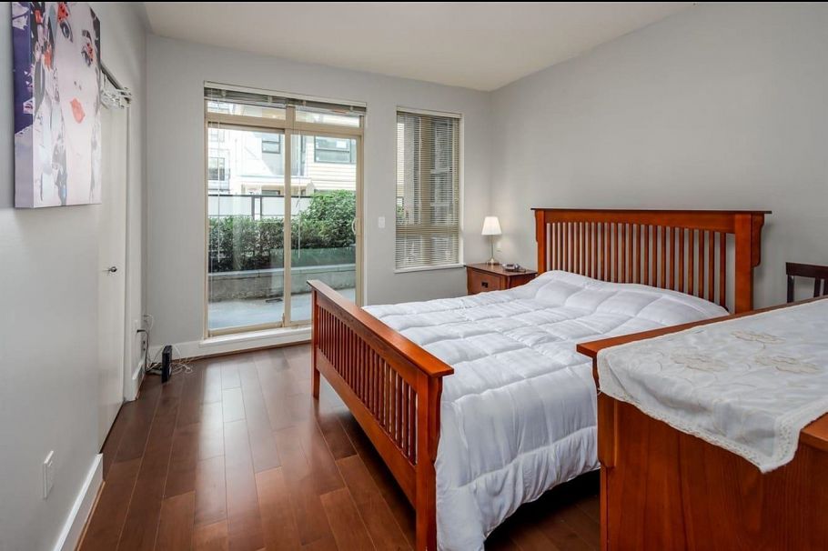 32 728 W 14th Street North Vancouver, BC - 16