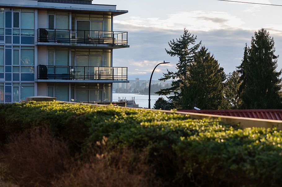 308 160 W 3rd Street North Vancouver, BC - 19