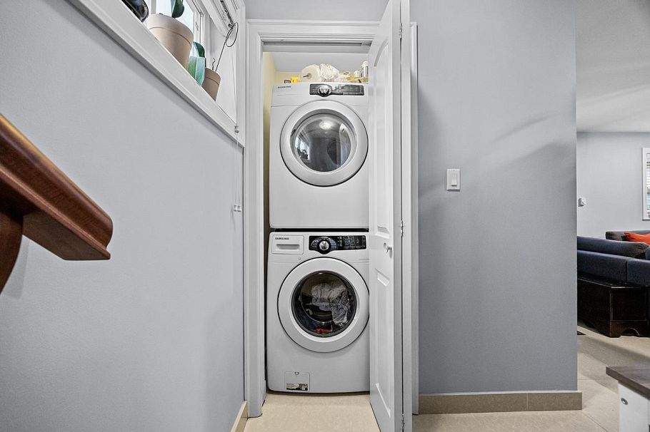 6830 Vivian Street Vancouver, BC - 32