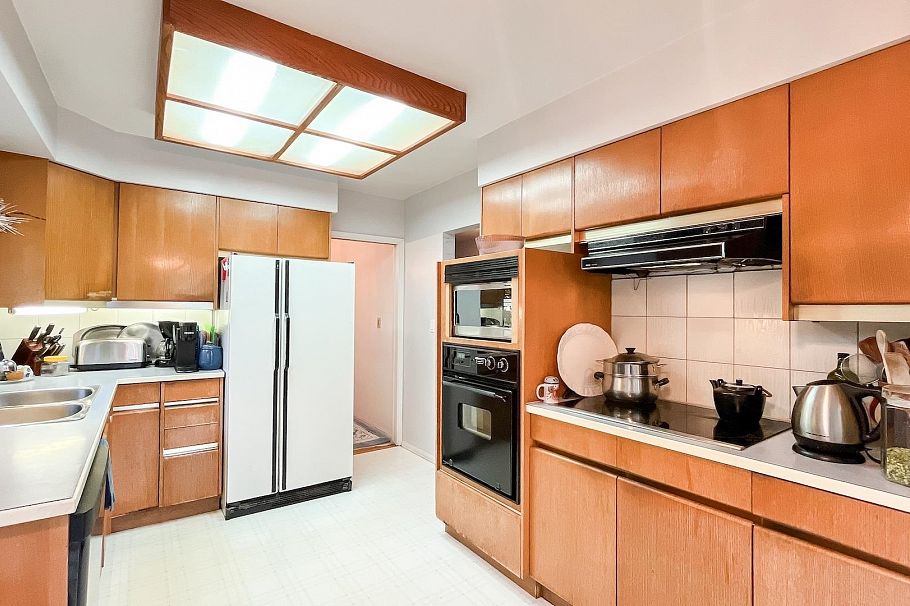 2810 W 31st Avenue Vancouver, BC - 14