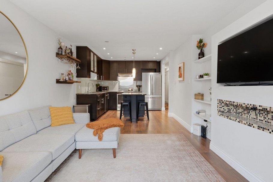 216 1549 Kitchener Street Vancouver, BC - 12