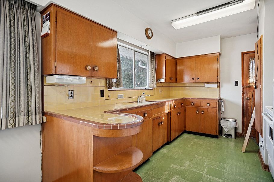 925 Nanaimo Street Vancouver, BC - 13