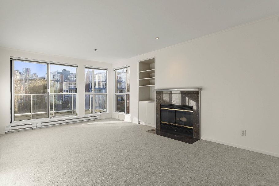 202 1551 Mariner Walk Vancouver, BC - 2