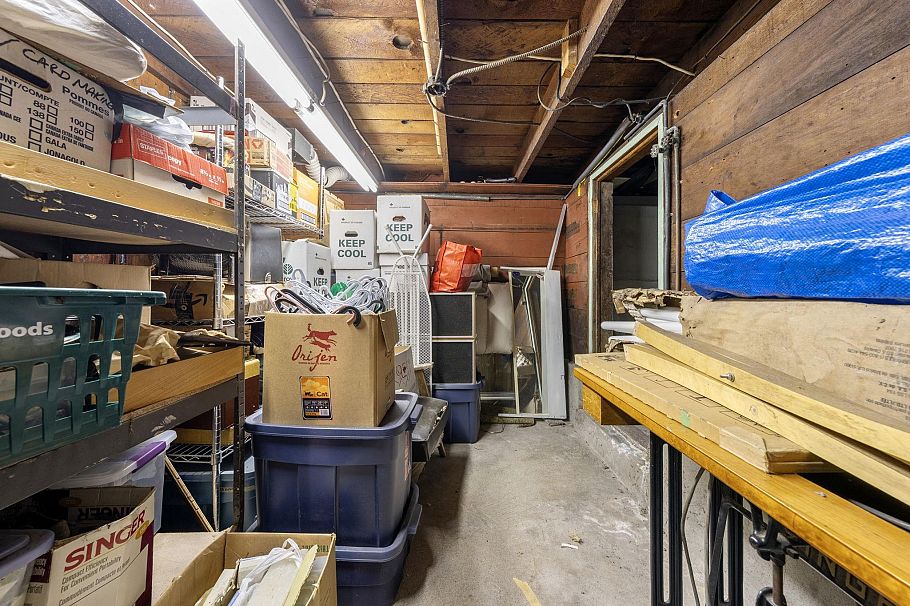 858 Union Street Vancouver, BC - 32