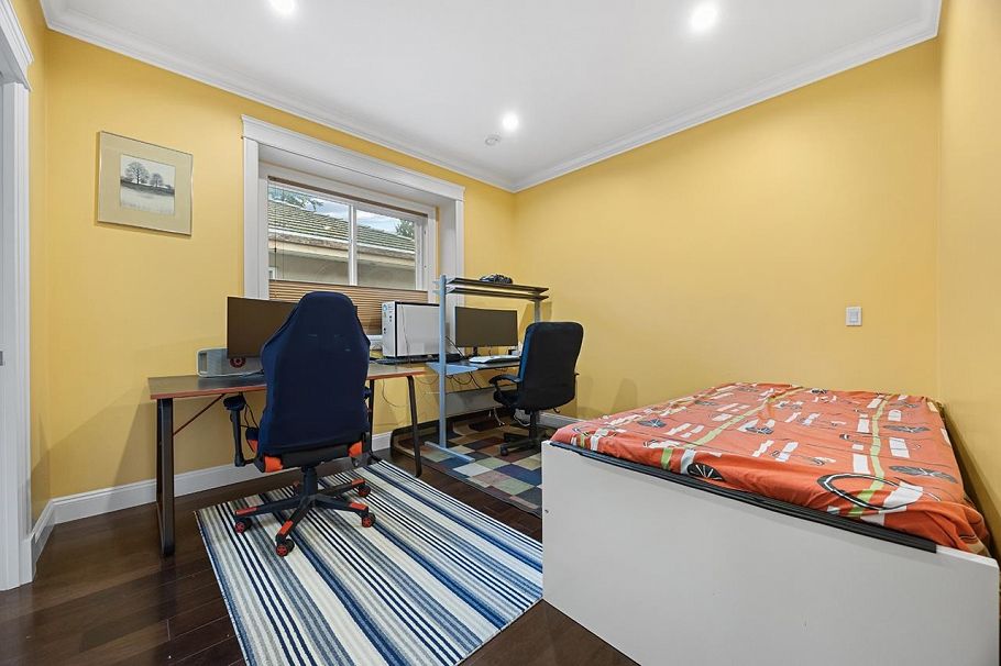 6830 Vivian Street Vancouver, BC - 18