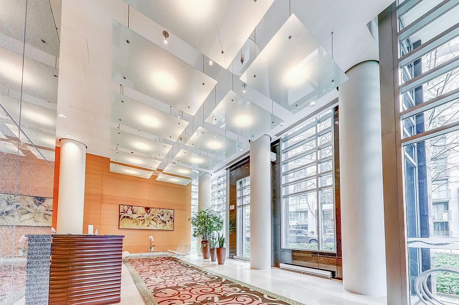 402 590 Nicola Street Vancouver, BC - 3