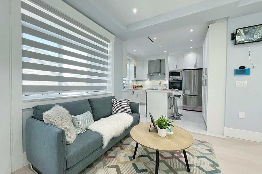 3275 E 20th Avenue Vancouver, BC - 5