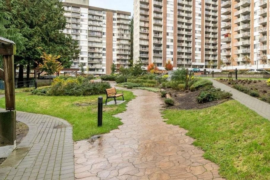 202 2012 Fullerton Avenue North Vancouver, BC - 4