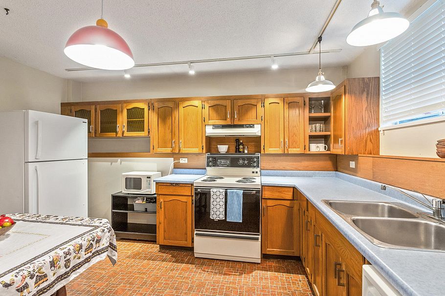 7362 Laburnum Street Vancouver, BC - 24