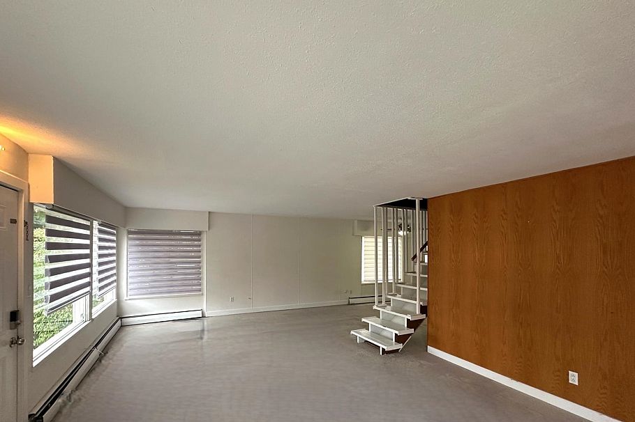 164 E 10th Street North Vancouver, BC - 6