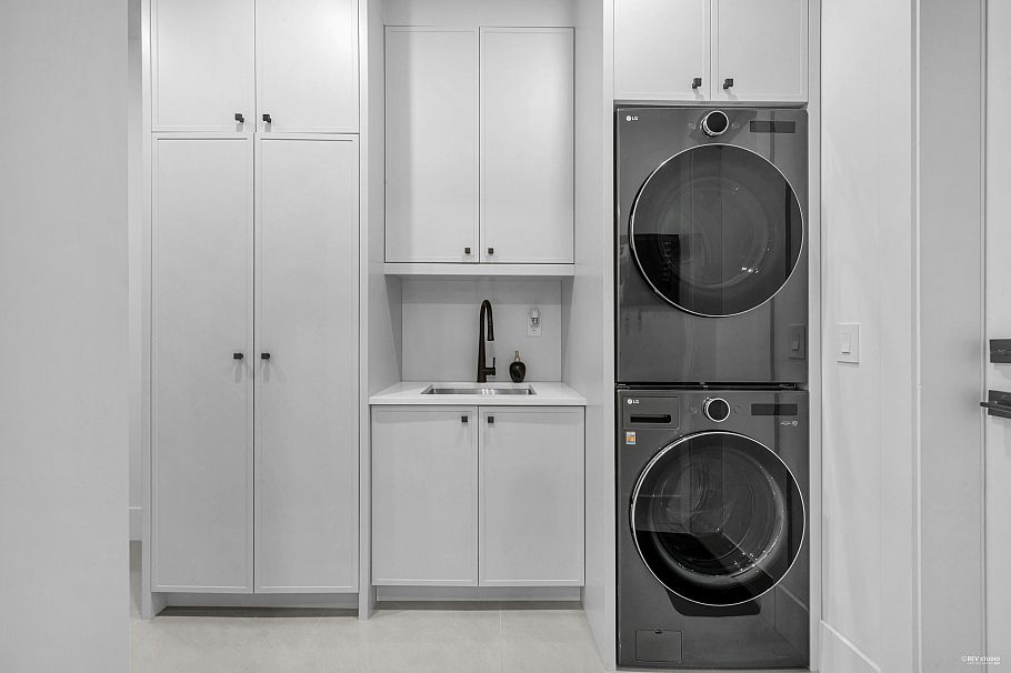 1390 Sutherland Avenue North Vancouver, BC - 14