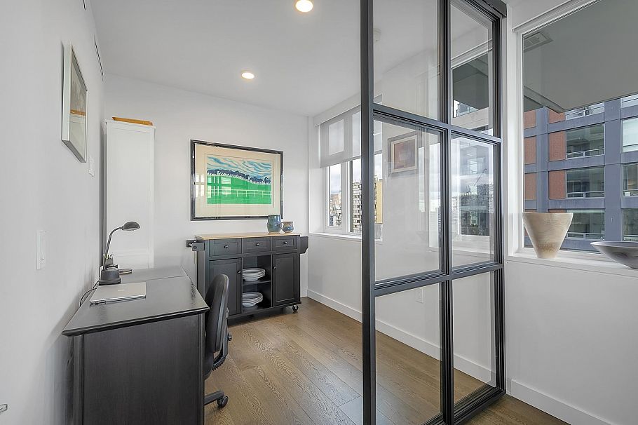 1503 1365 Davie Street Vancouver, BC - 25