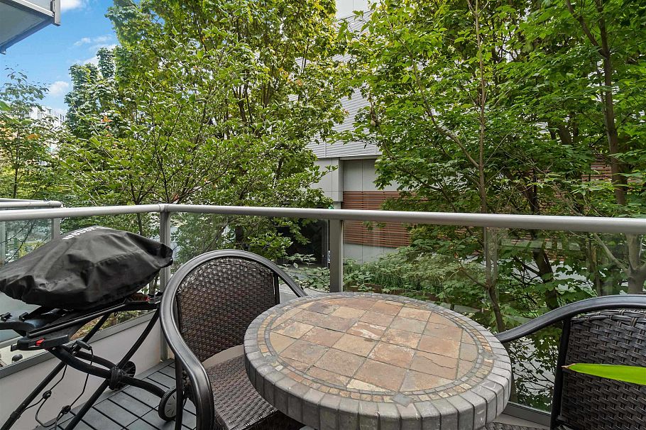 225 108 E 1st Avenue Vancouver, BC - 19