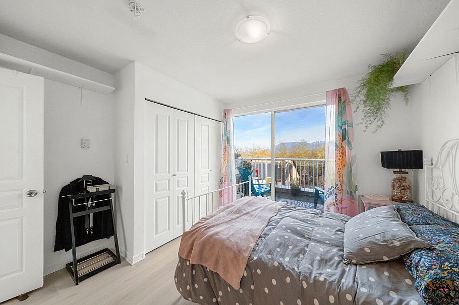 301 3727 W 10 Avenue Vancouver, BC - 16