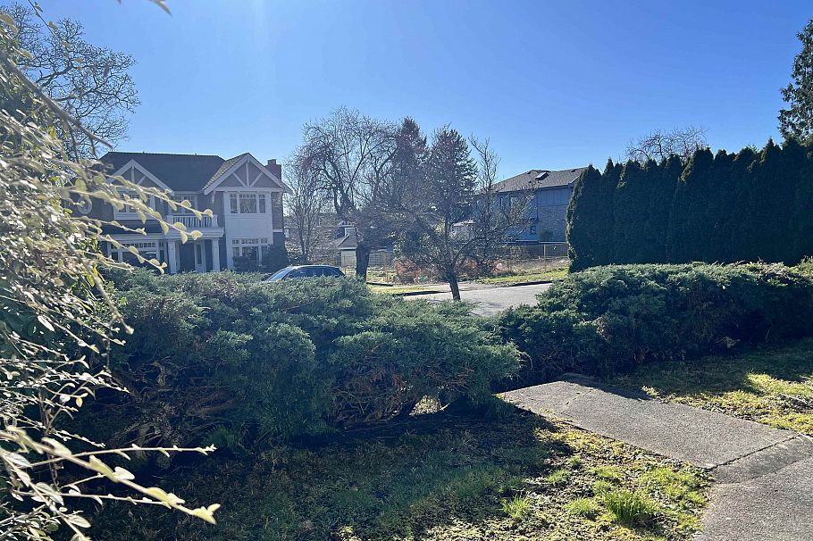 1315 W 58th Avenue Vancouver, BC - 13