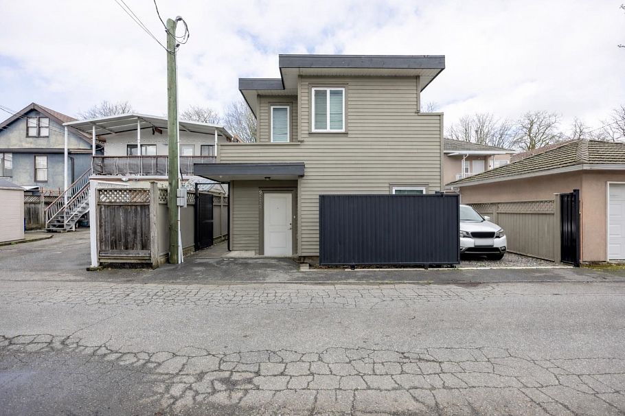 2118 Waverley Avenue Vancouver, BC - 7