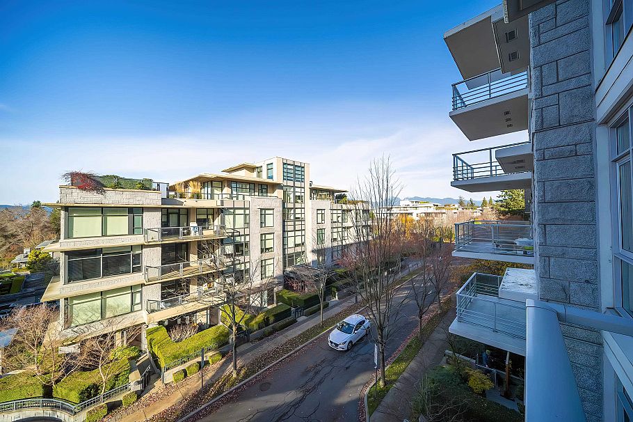 404 6080 Iona Drive Vancouver, BC - 19