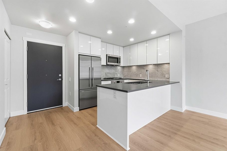 414 3289 Riverwalk Avenue Vancouver, BC - 9