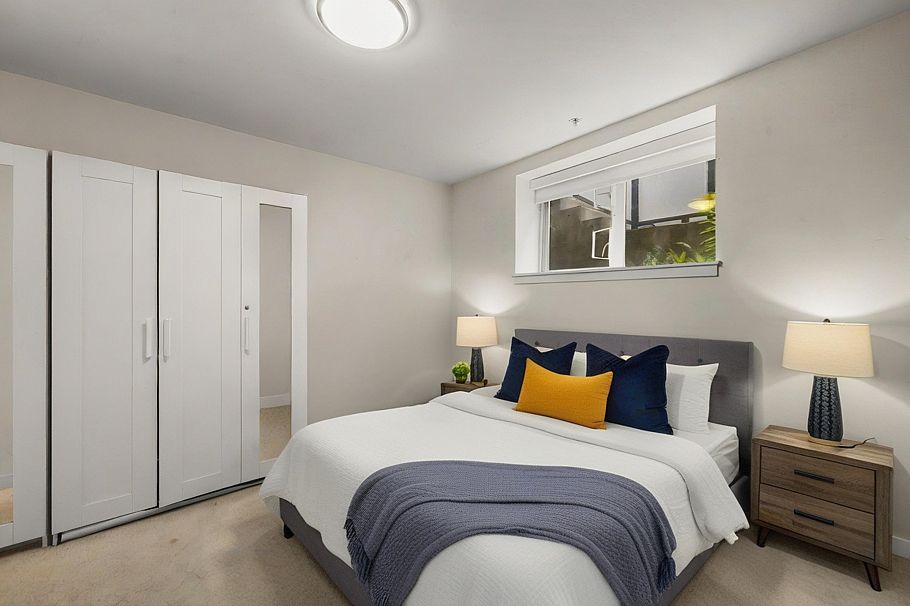 2745 Ward Street Vancouver, BC - 8