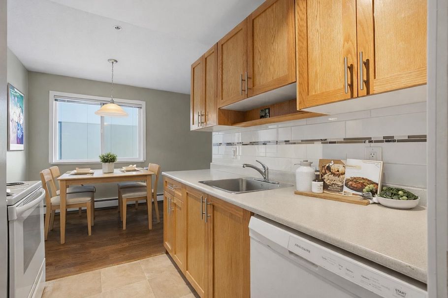 303 357 E 2nd Street North Vancouver, BC - 6