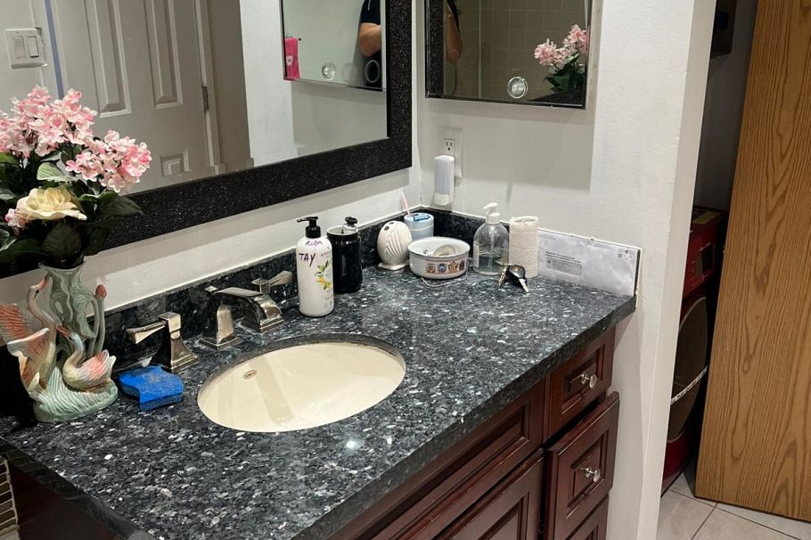 408 1040 E Broadway Vancouver, BC - 6