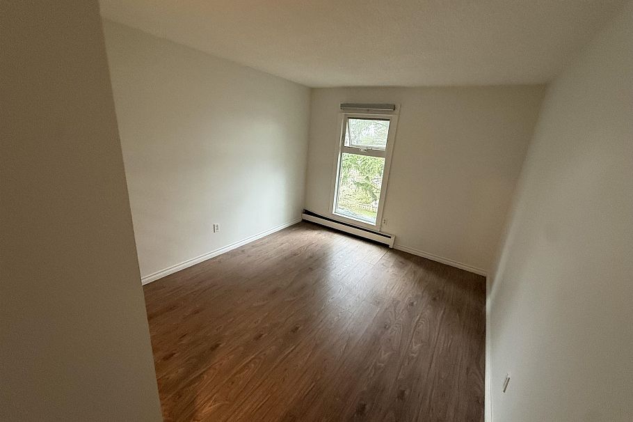 401 1066 E 8 Avenue Vancouver, BC - 4