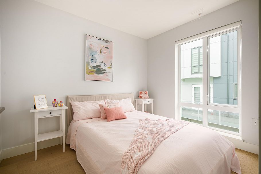 7661 Granville Street Vancouver, BC - 24