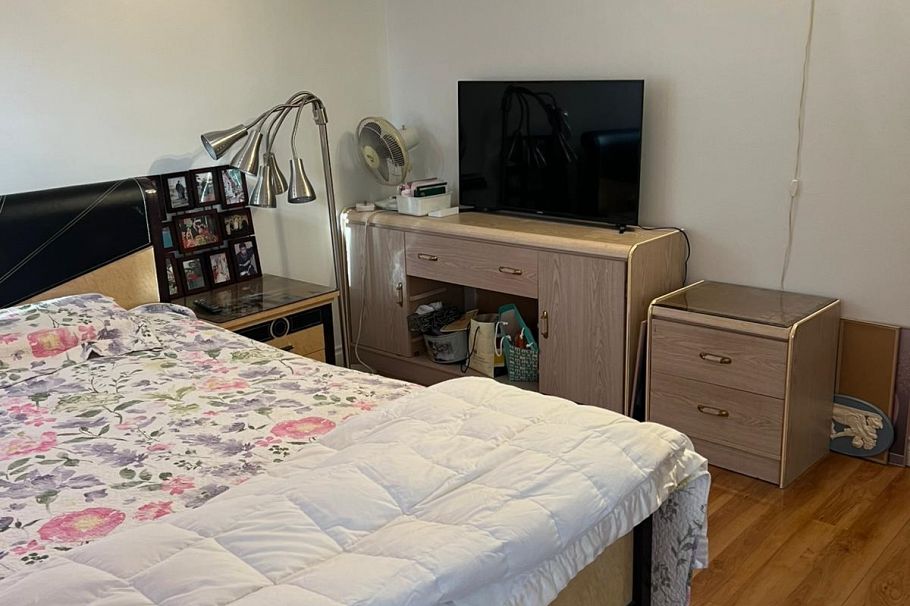 408 1040 E Broadway Vancouver, BC - 3