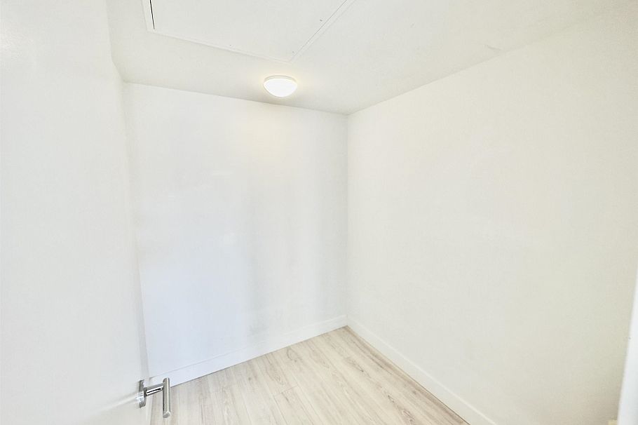 1608 1133 Hornby Street Vancouver, BC - 3