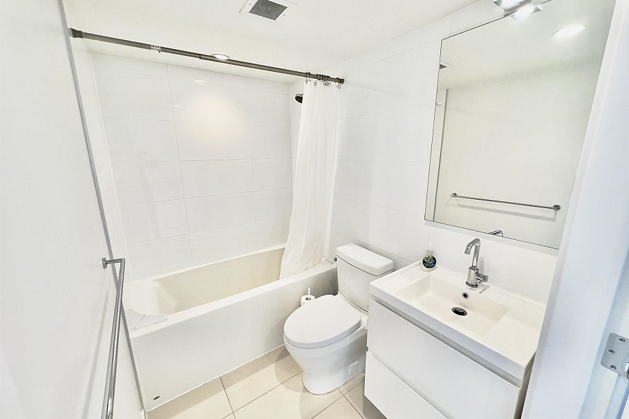 1608 1133 Hornby Street Vancouver, BC - 14