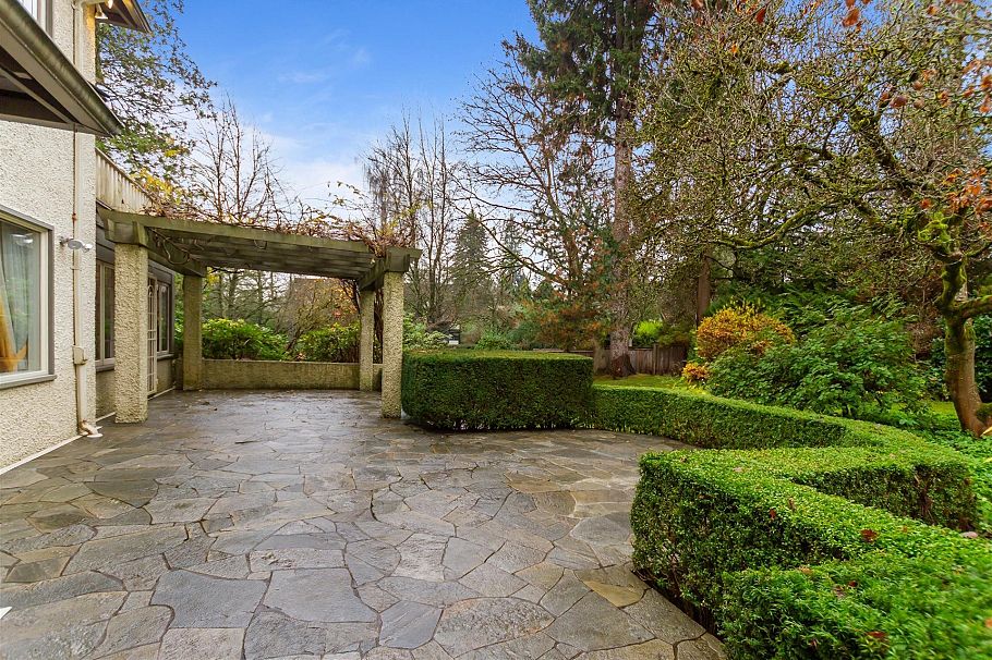 5376 Marguerite Street Vancouver, BC - 18