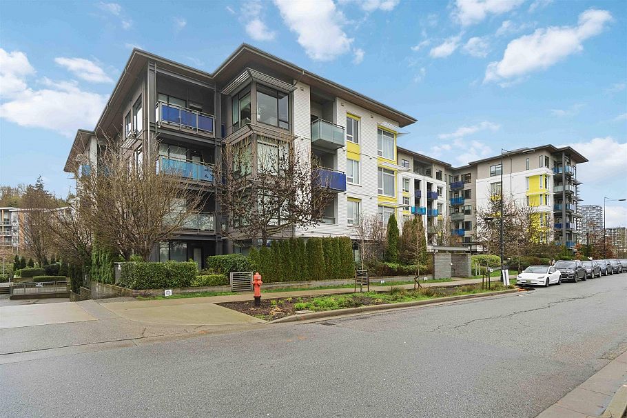 414 3289 Riverwalk Avenue Vancouver, BC - 2