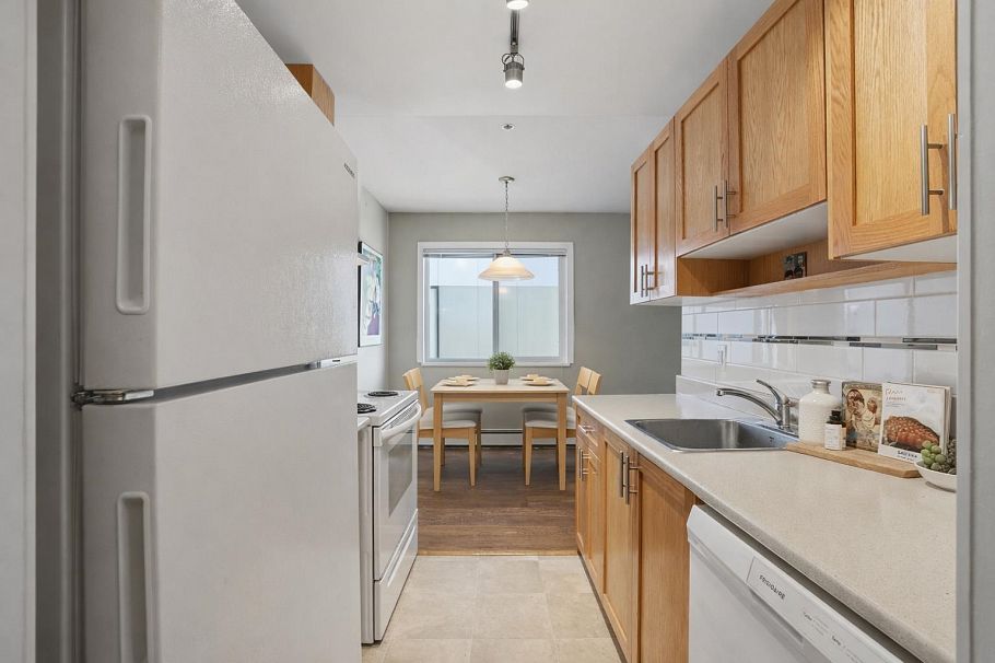 303 357 E 2nd Street North Vancouver, BC - 10