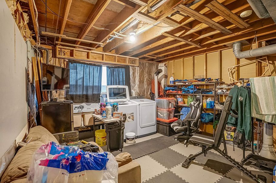 3963 - 3965 Gilpin Street Burnaby, BC - 15